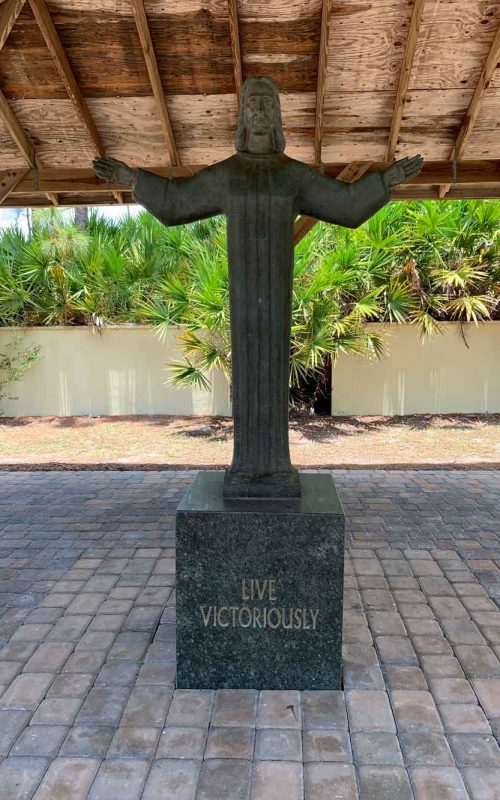 Live Victoriously Christ Statue in Victory Park | Christus Victor Lutheran Church Naples & Bonita Springs